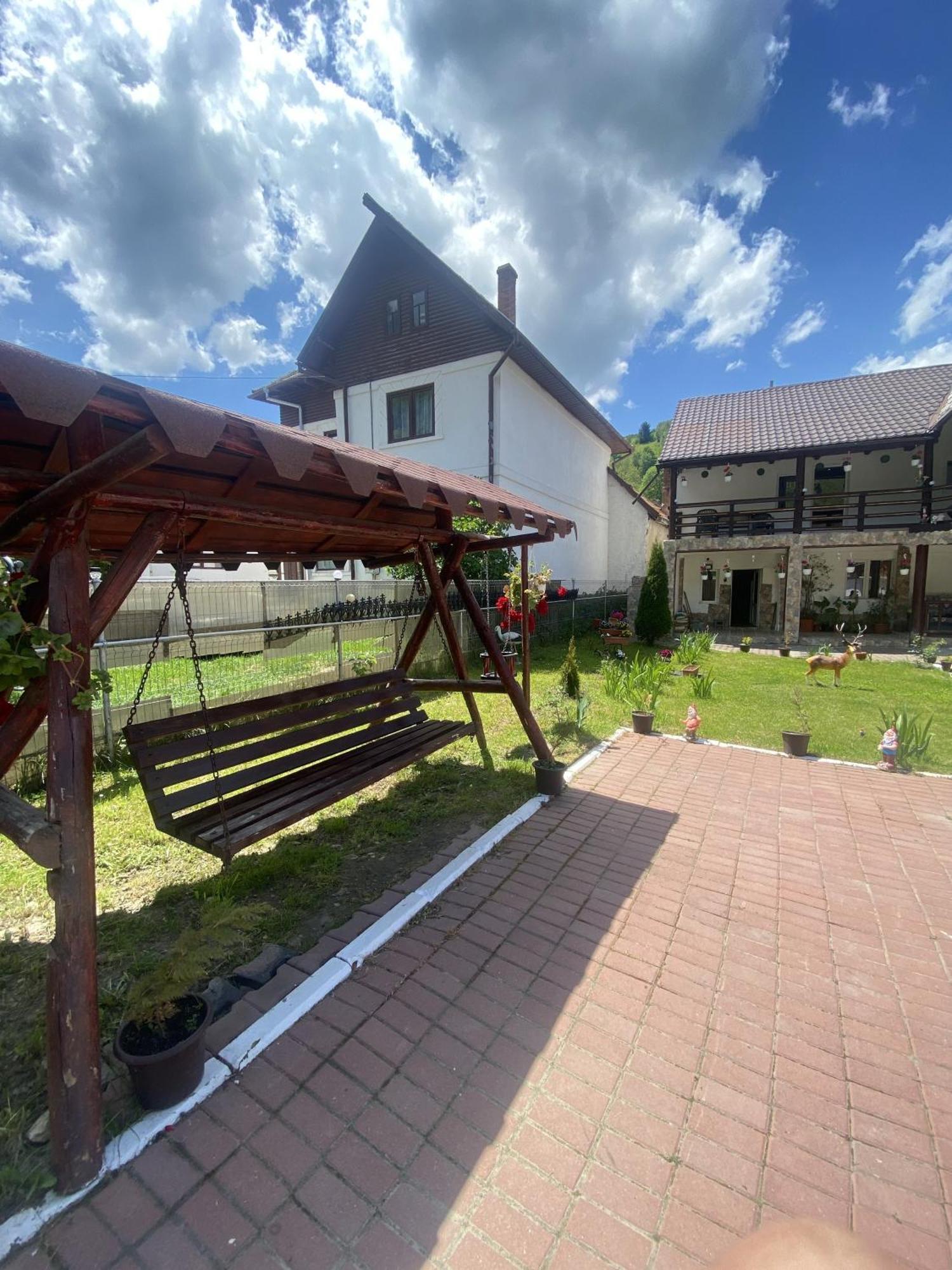 Casa Cipri Si Alex Hotel Simon Kültér fotó