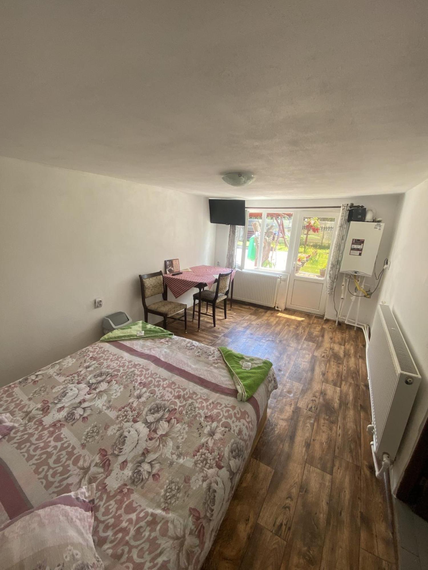 Casa Cipri Si Alex Hotel Simon Kültér fotó