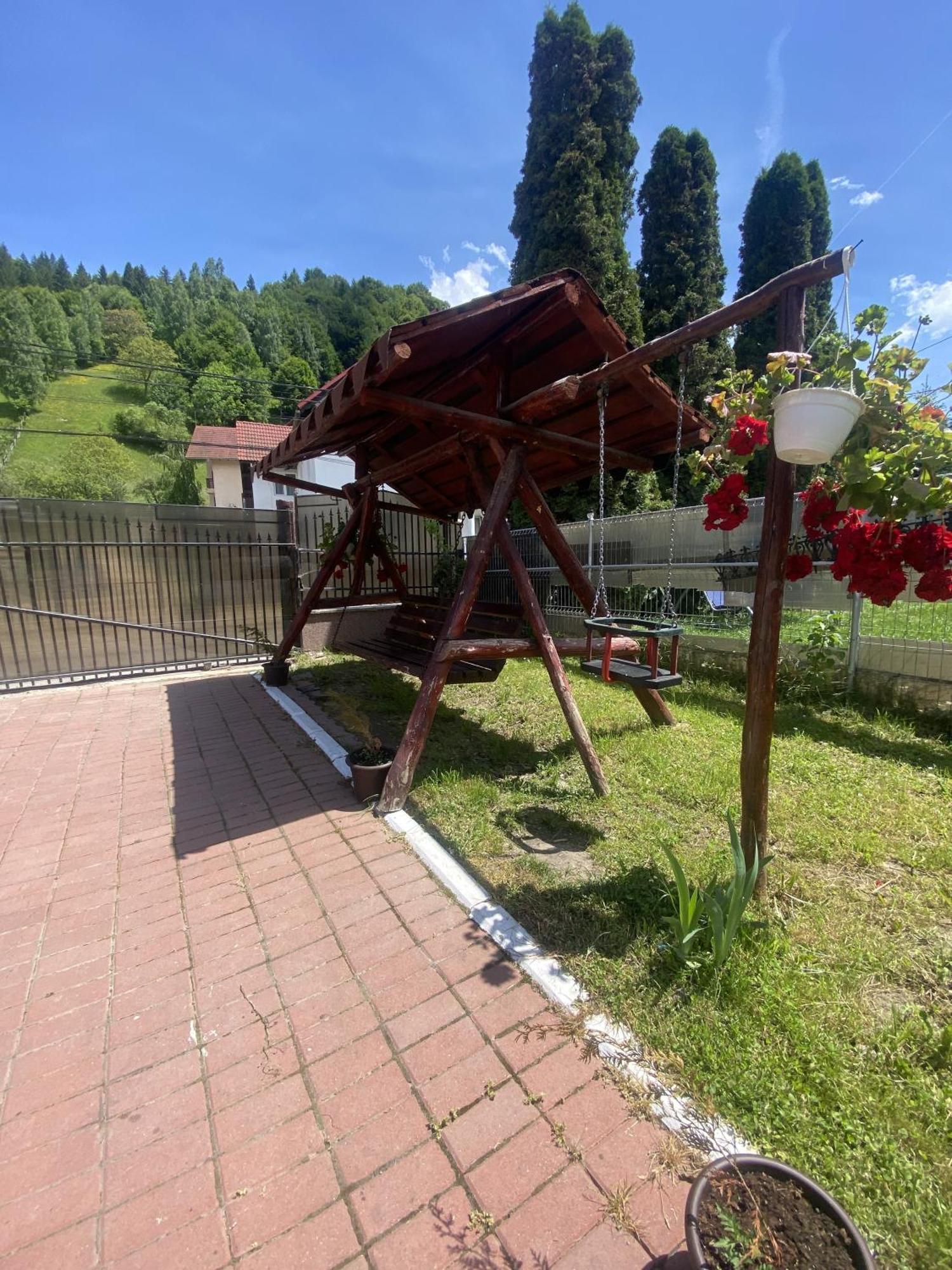 Casa Cipri Si Alex Hotel Simon Kültér fotó